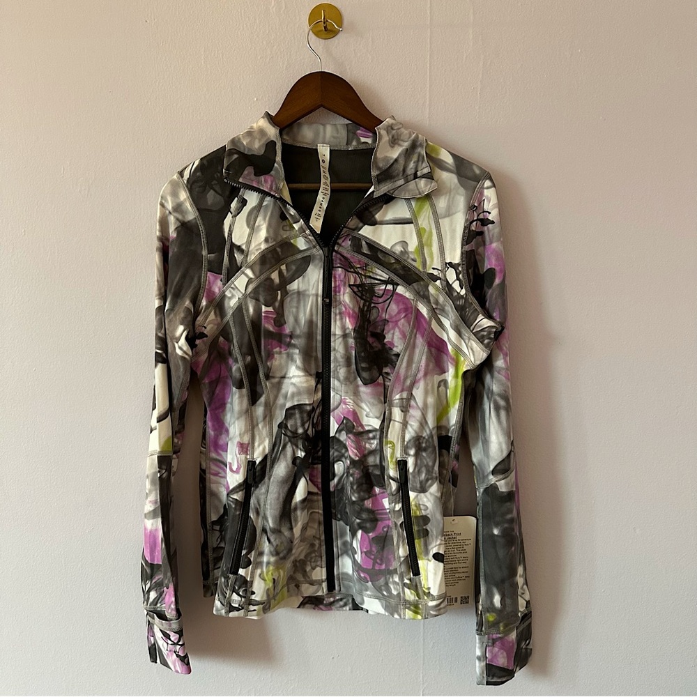 NWT lululemon define Throwback print 14 nulu zip-up unicorn  rare